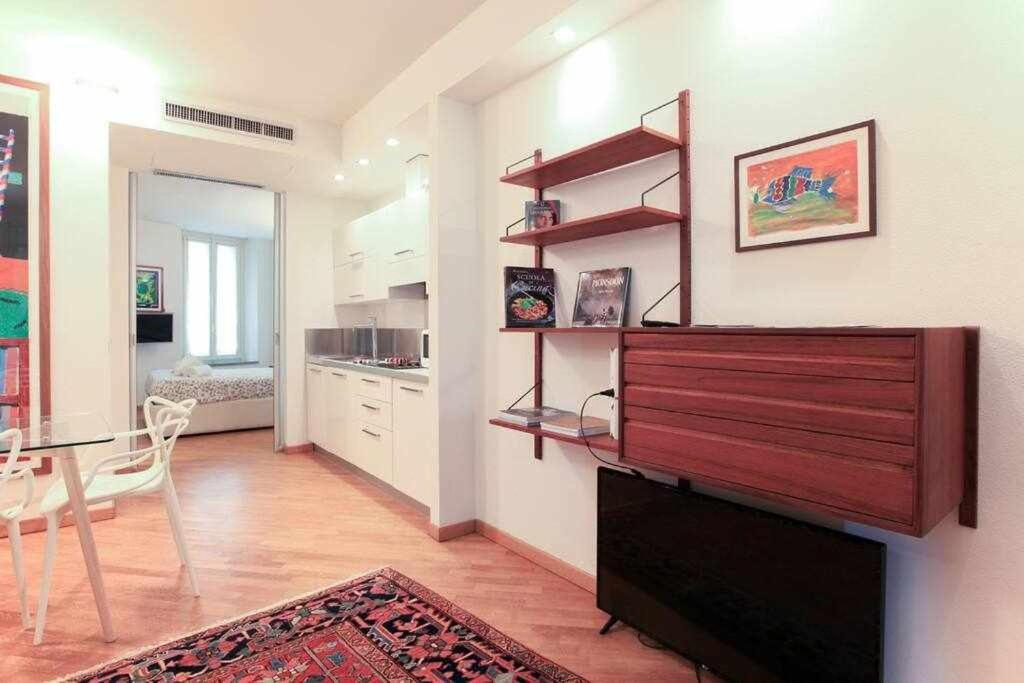 Brera Area Lovely Apt Close To Piazza Duomo ميلان المظهر الخارجي الصورة