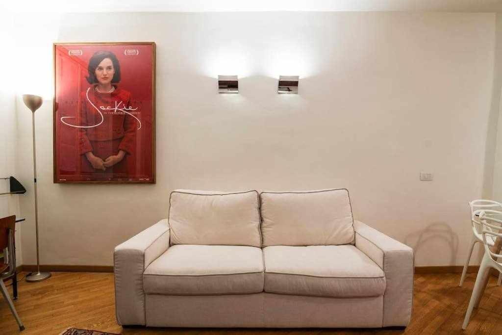 Brera Area Lovely Apt Close To Piazza Duomo ميلان المظهر الخارجي الصورة