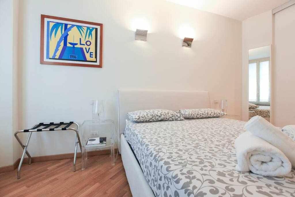 Brera Area Lovely Apt Close To Piazza Duomo ميلان المظهر الخارجي الصورة